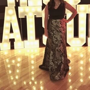 Elegant Black and Gold Evening Dress Floor Length Gown